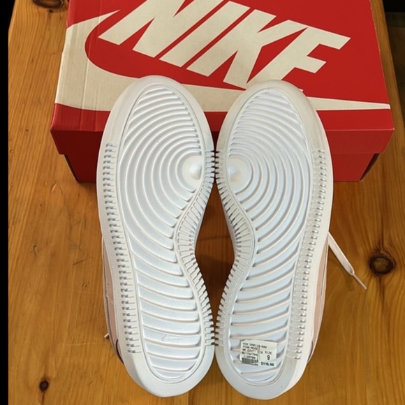 Nike Women's Sneakers in Pink and White - Picture 9 of 15